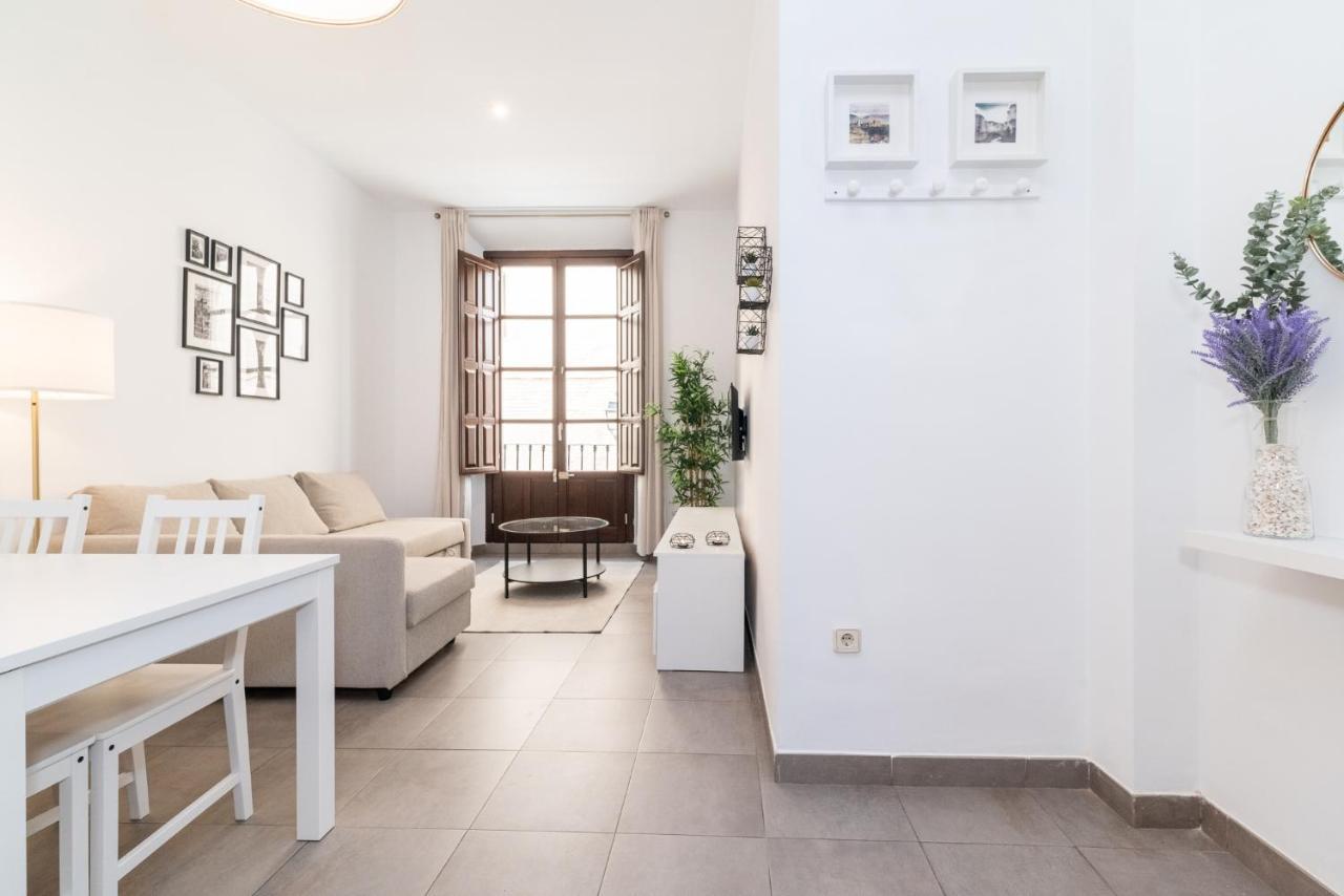 Moderno Apartamento Centro De Granada 2 Eksteriør bilde