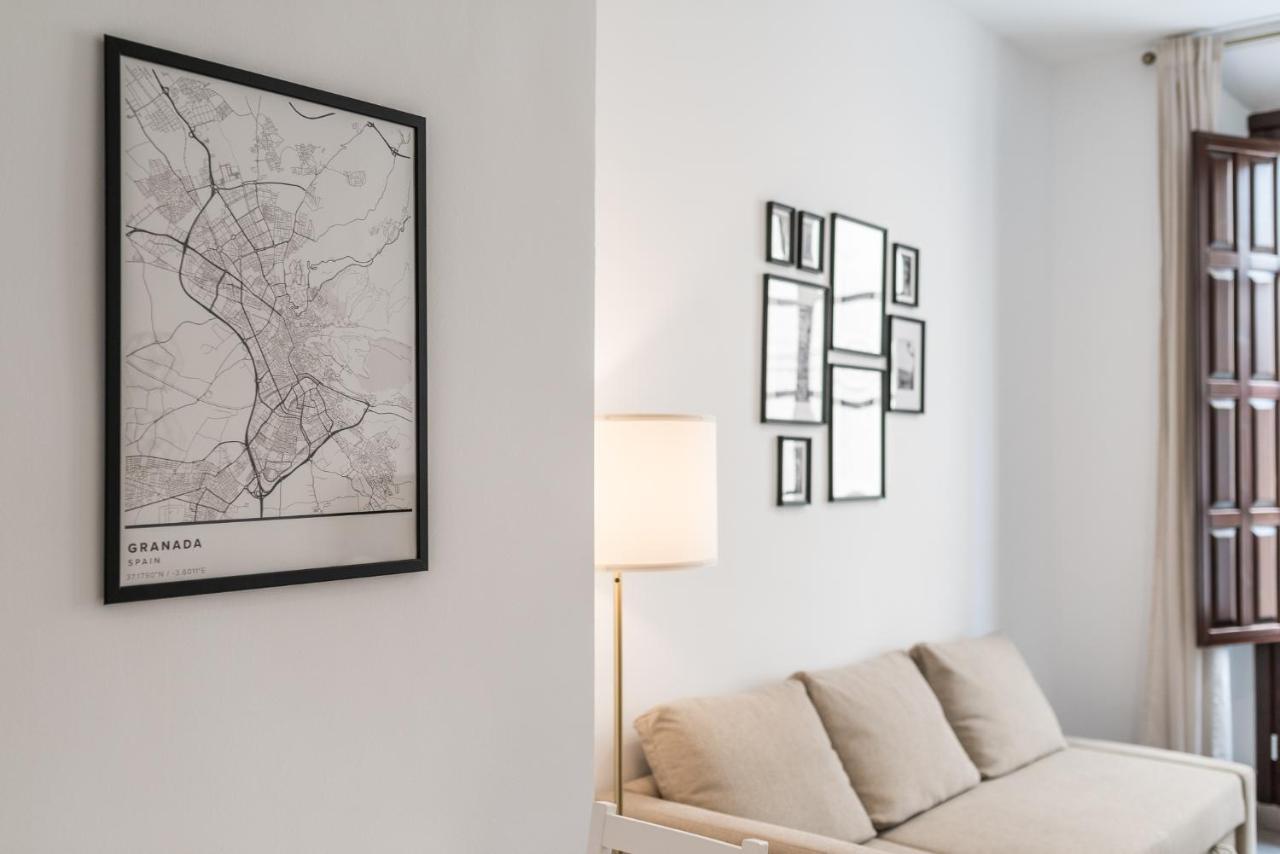 Moderno Apartamento Centro De Granada 2 Eksteriør bilde