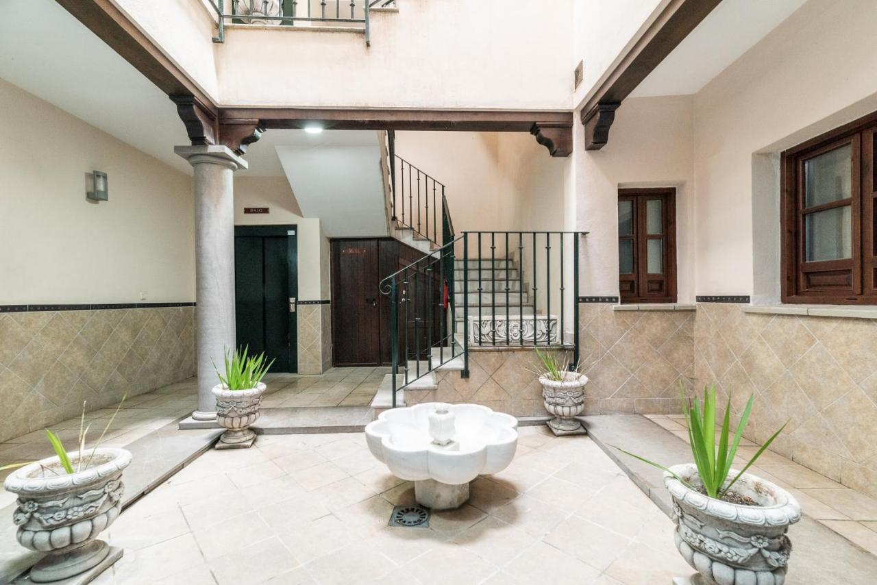 Moderno Apartamento Centro De Granada 2 Eksteriør bilde